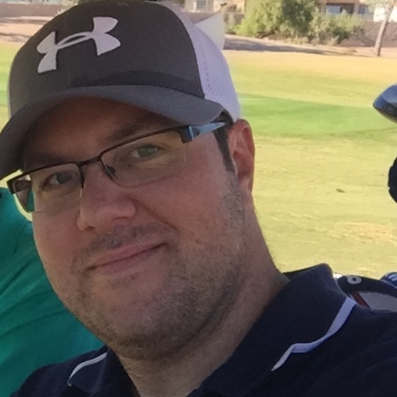 Profile Picture of Jason Shapiro (@vegaspropicks) on Poshmark