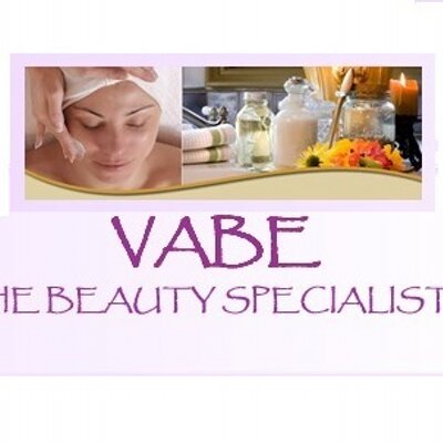 Profile Picture of Amanda Vlach (@Vabe_Beauty) on Twitter