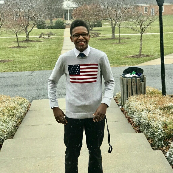 Profile Picture of Chris Eddings (@cnatee) on Poshmark