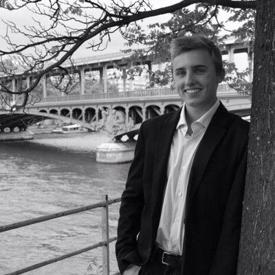 Profile Picture of Tyler Burd (@tyBURDistheword) on Twitter