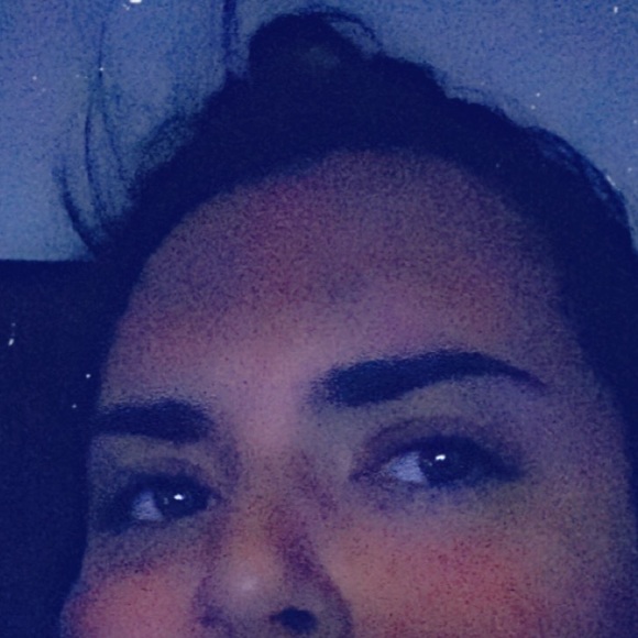 Profile Picture of Madison Cahue (@madisoncahue) on Poshmark