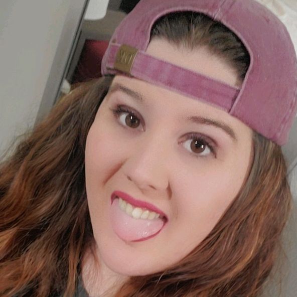 Amanda rene - Tiktok Profile Picture of Amanda rene (@@dorkyrene1994) on Tiktok