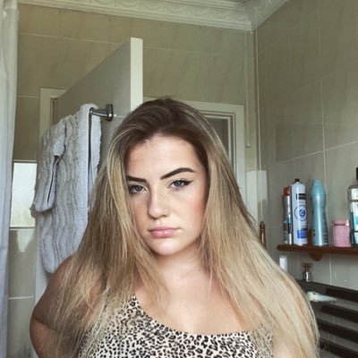 Profile Picture of Harmonyhughes (@harmony79766871) on Twitter