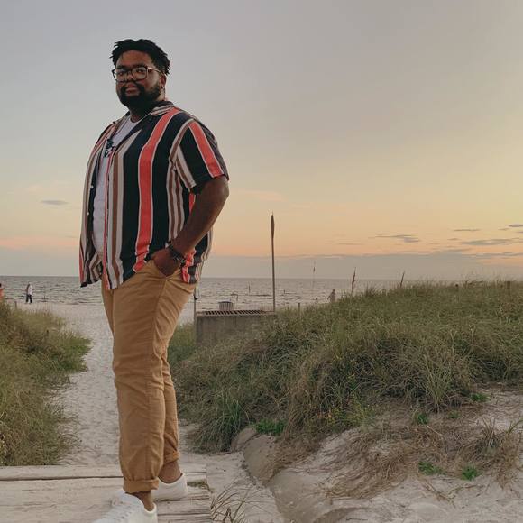 Profile Picture of Tony Clay (@tlclay374) on Poshmark