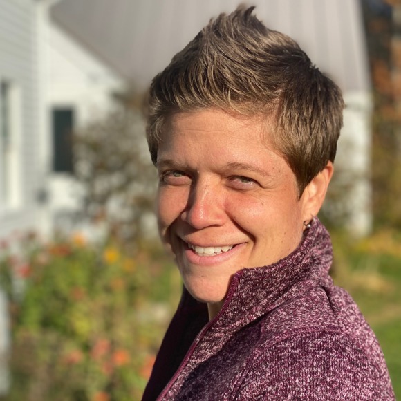 Profile Picture of Renee Chaplin (@reneethepep) on Poshmark