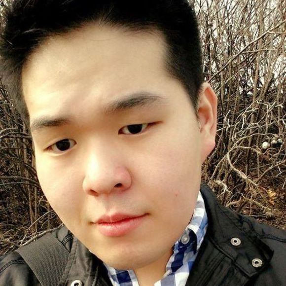 Profile Picture of Jason Yuen (@jy8692) on Poshmark