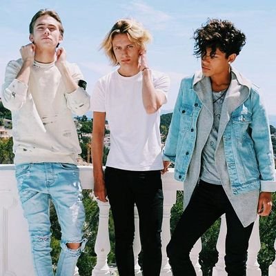 Profile Picture of Felix, Oscar & Omar (@FOandOSpain) on Twitter