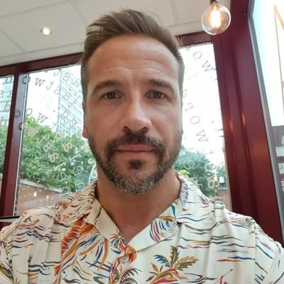 Profile Picture of Leon B (@LeonBetsworth) on Twitter