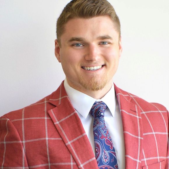 Profile Picture of Nick Carlino (@n_carlino) on Poshmark