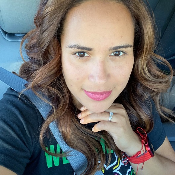 Profile Picture of Thelma Capretti (@jcapretti05) on Poshmark