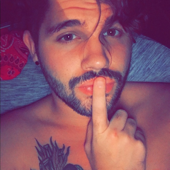 Profile Picture of Tommy Bailey (@tommybailey124) on Poshmark