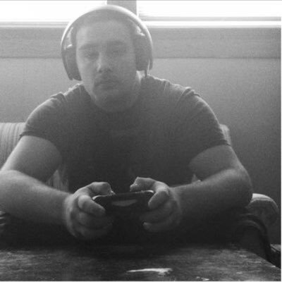 Profile Picture of Zach Pruitt (@its_sewitsup) on Twitter