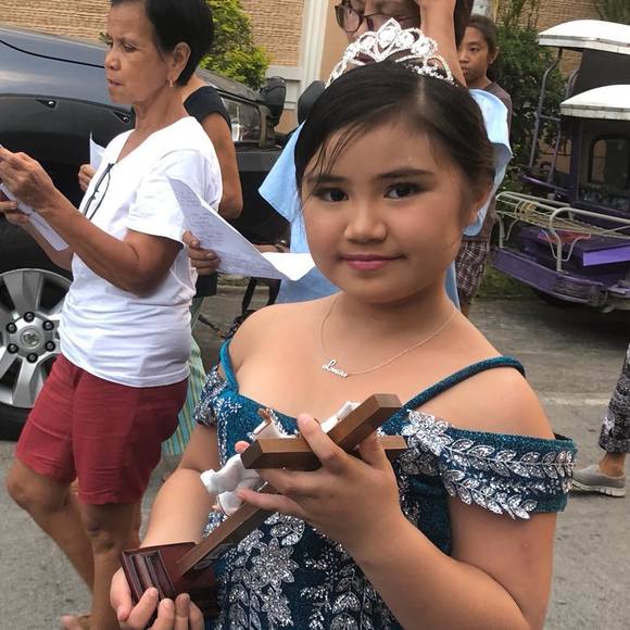 Profile Picture of Lorena Gonzales (@ldg_098) on Poshmark