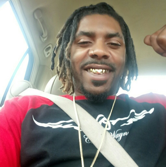 Kyle Mclendon - Poshmark Profile Picture of Kyle Mclendon (@dabludevel_1983) on Poshmark