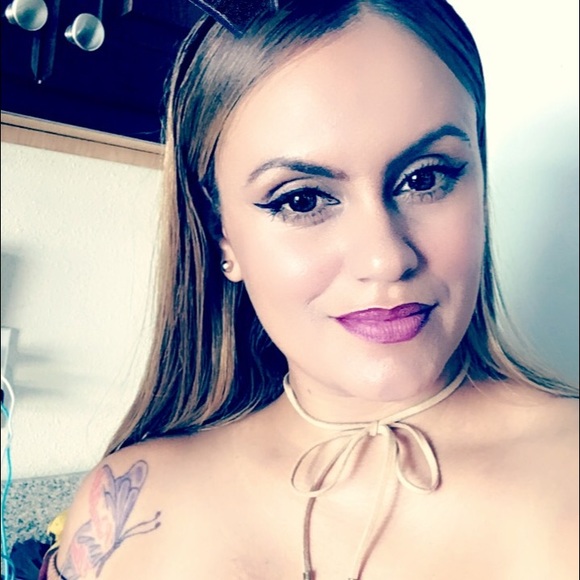 Profile Picture of Rocio Cuevas (@rociosol) on Poshmark
