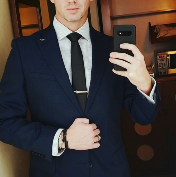 Profile Picture of Jason True (@jtrueoo7) on Poshmark