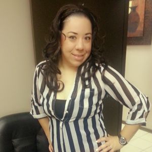 Profile Picture of Cynthia Villarreal (@cyndi_21) on Myspace