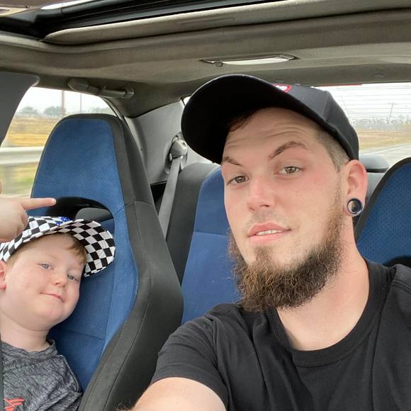 Profile Picture of Brandon Axton (@b_92) on Poshmark