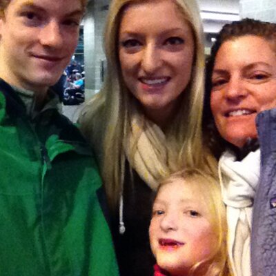 Profile Picture of Jillian (@JillianWaugh2) on Twitter