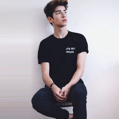 Profile Picture of Daniel Seals (@danielseals2007) on Twitter