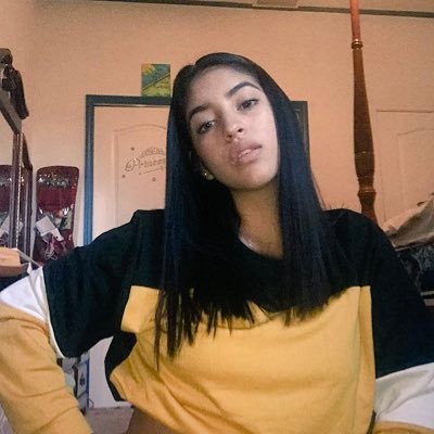 Profile Picture of Alma Pina (@Alma_Pinaa) on Twitter