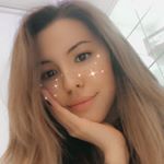 Profile Picture of *.𝐂𝐡𝐥𝐨𝐞́ 𝐌𝐚𝐧𝐢𝐜𝐡𝐨𝐧:* (@chloemanichon) on Instagram