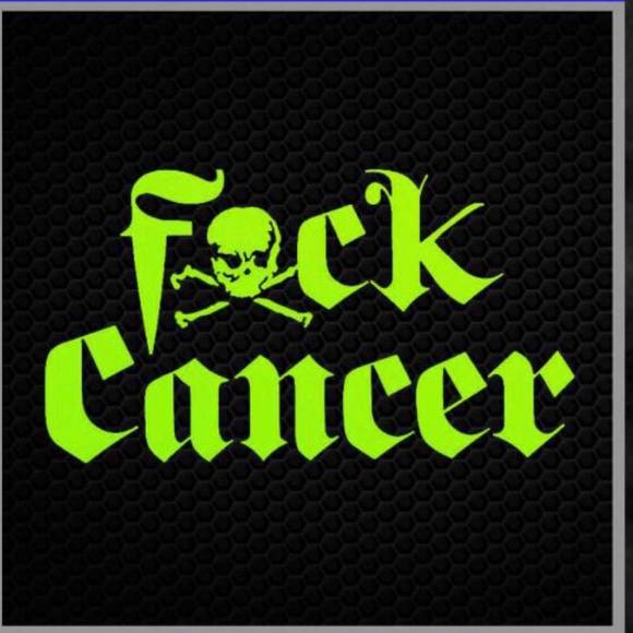 Shawna sullivan Hitt - Poshmark Profile Picture of Shawna sullivan Hitt (@shawnahitt) on Poshmark