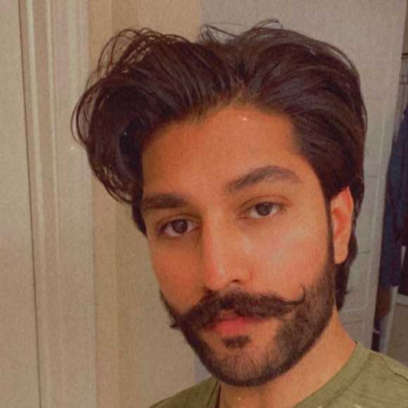 Profile Picture of Abbas Syed (@abbassyed1) on Poshmark