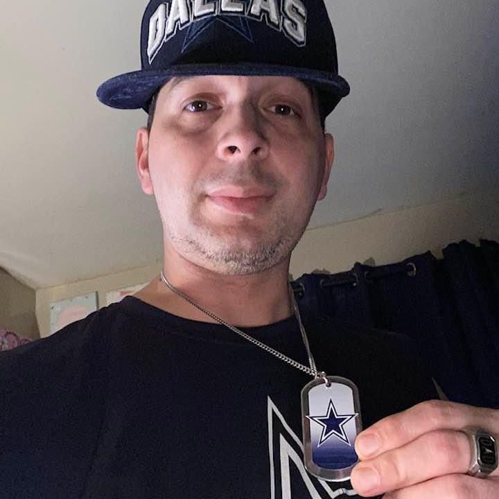 Profile Picture of Robert Becker (@robertbecker1403) on Tiktok