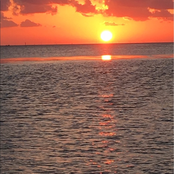 Profile Picture of Iris Montemayor (@memorial83) on Poshmark