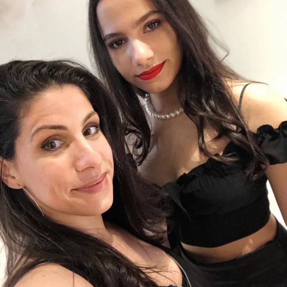 Profile Picture of Gabriela Muzzillo (@locagabi) on Poshmark