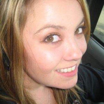 Profile Picture of Elizabeth William (@elizabeth369) on Twitter