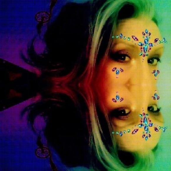 Profile Picture of Amy Fix (@sweetpeafix) on Poshmark