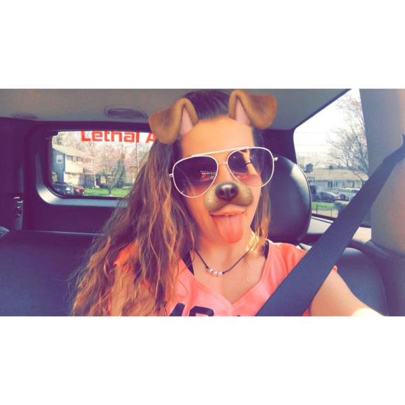 Profile Picture of Sammi Acabbo (@sammikya) on Poshmark