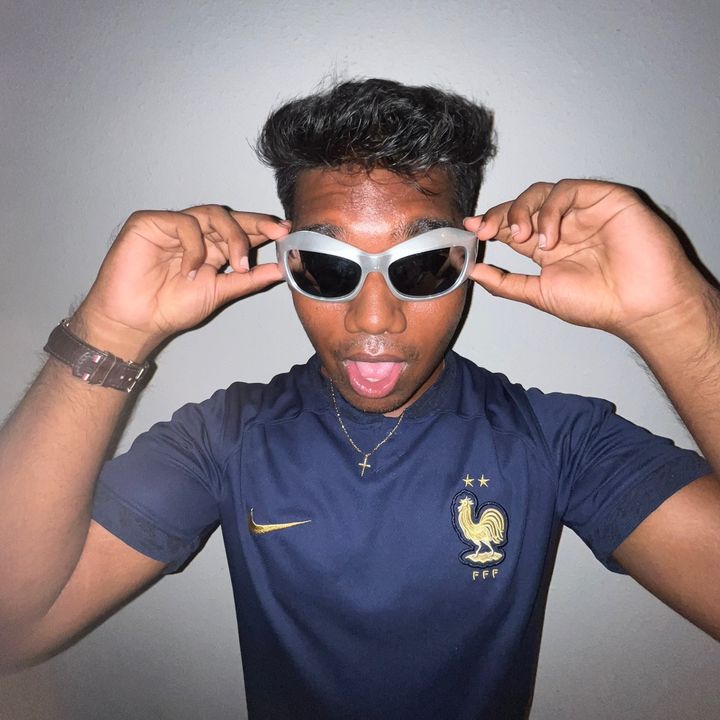 Profile Picture of joshpeck (@danielraviiii) on Tiktok