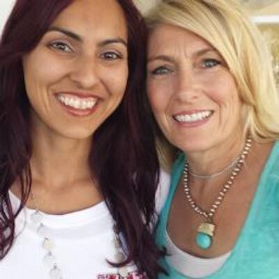 Profile Picture of Rhea And Rory James (@RheaRoryJames) on Twitter