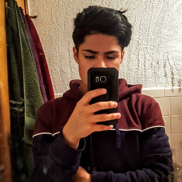 Profile Picture of Emanuel Sandoval (@slip_knot) on Poshmark