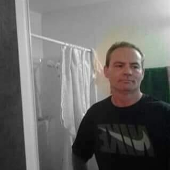 Profile Picture of Jerry Warnick (@jerrywarnick) on Poshmark