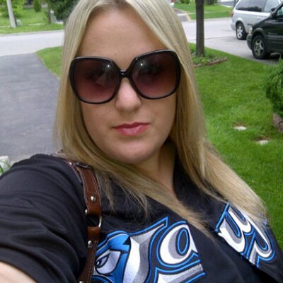 Profile Picture of Karen Mccomb (@karen_meecomb) on Twitter