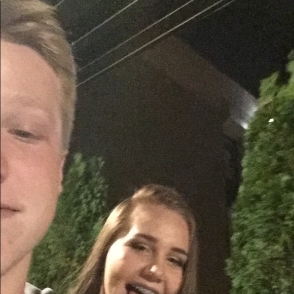 Profile Picture of Josh Conley (@josh_conley50) on Poshmark