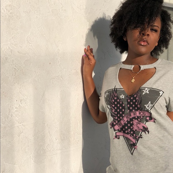 Profile Picture of Arielle Small (@arii57) on Poshmark