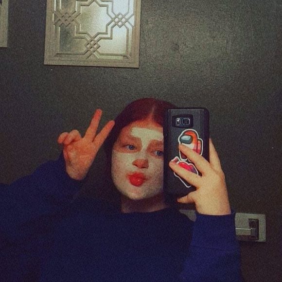 Profile Picture of Jamie Routson (@routsonjamie6) on Poshmark