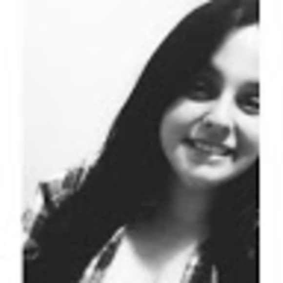 Profile Picture of Brianna Feathers (@briannafeath205) on Poshmark