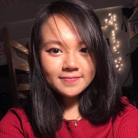 Profile Picture of Tam Vu (@tamvu) on Poshmark