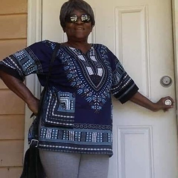 Profile Picture of Lillian Echols (@lillianechols5) on Poshmark