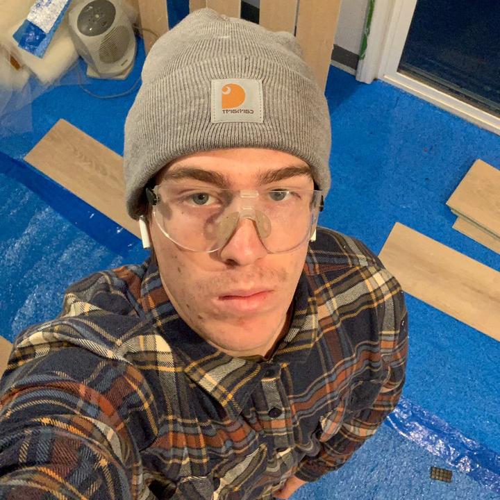 Profile Picture of Daniel DeVore (@danieldevoremusic) on Tiktok