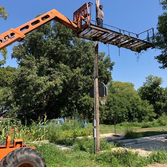 Profile Picture of Christopher Olson (@ic_nthng) on Poshmark