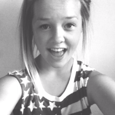 Profile Picture of Olivia McGregor (@OliviaMcGregor3) on Twitter
