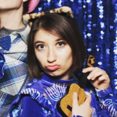 Profile Picture of Anna Goldstein (@aegoldstein15) on Twitter