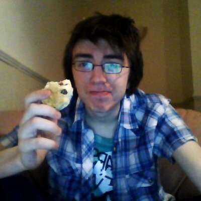 Profile Picture of Peter Gillon (@p33g) on Twitter